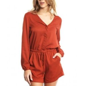 H&M V neck Long‎ Sleeves Burgundy Rompers Size 4